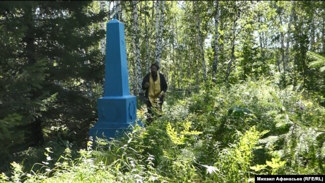 Памятник на братской могиле. Минино, 2018 г.