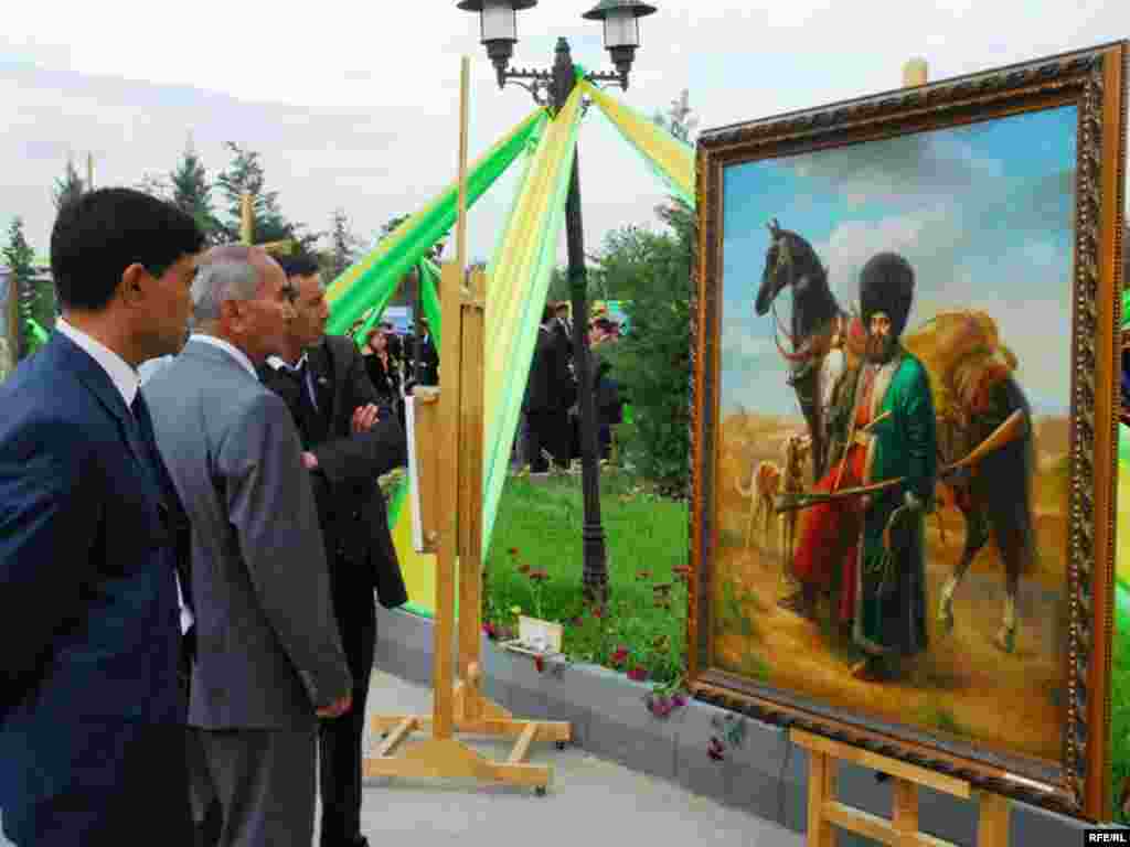 Gadimy taryhdanbäri at Türkmenleriň dosty we kömekçisidyr