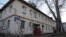 Аварийный дом на Белоглазова, 111
