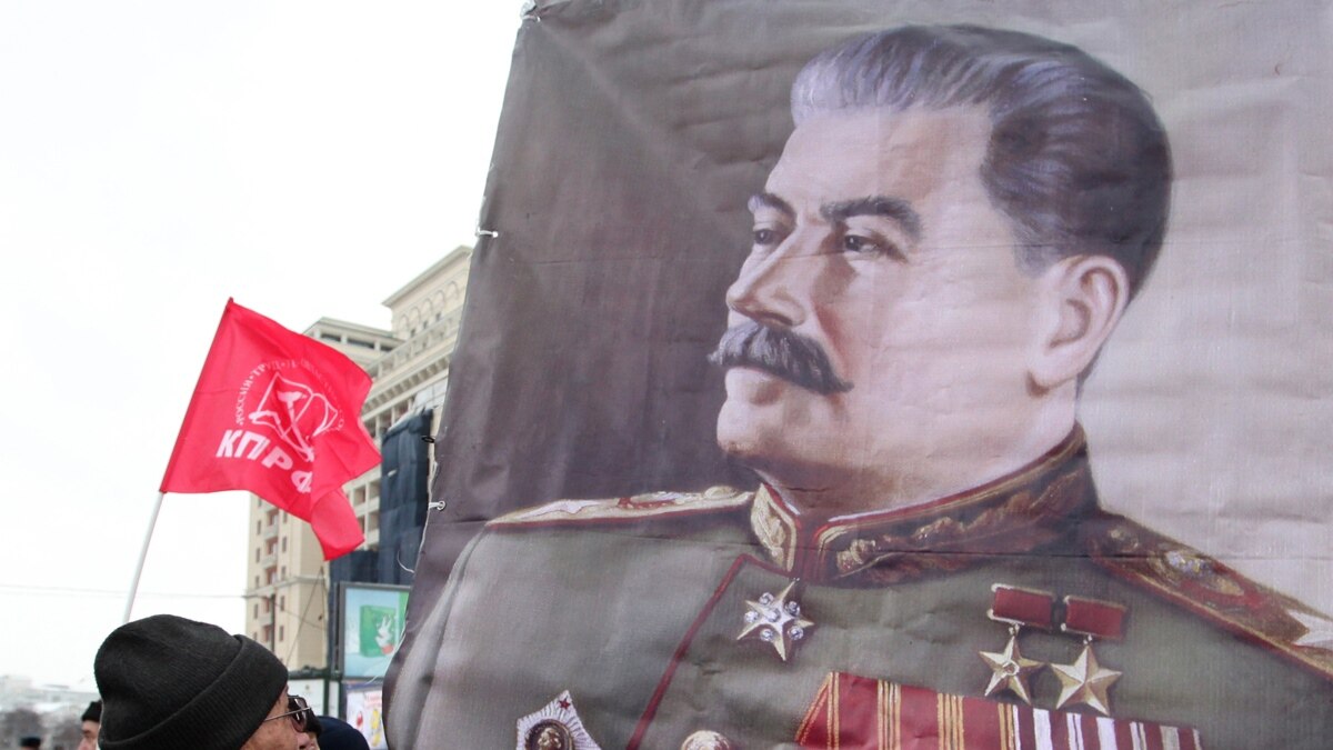 Доклад: Политический портрет Сталина. Культ личности