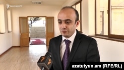 Депутат фракции «Просвещенная Армения» Тарон Симонян