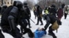 Reuters: власти готовы применять ещё большую силу к демонстрантам