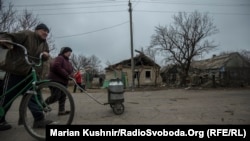 Вулиці Авдіївки після обстрілів, 27 березня 2017 року