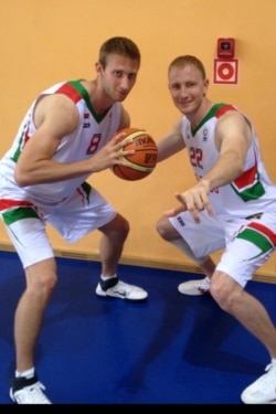 Баскетбалісты Мешчараковы — Мікіта і Ягор
