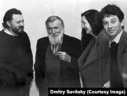 Игорь Померанцев, Андрей Синявский, Ирена Брежна (швейцарская писательница) и Зиновий Зиник (слева направо)