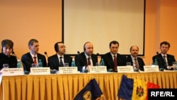 Conferinţă de presă a reprezentanţilor FMI şi ai guvernului