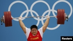 Китайская штангистка Чжу Лулу – олимпийский чемпион Игр 2012 года в Лондоне