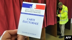 Kartela zgjedhore në votimet në Francë
