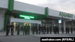 Aşgabat, halkara aeroporty