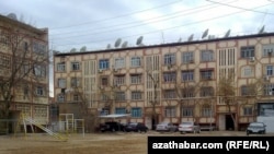 Köp gatly ýaşaýyş jaýlary (Illýustrasiýa suraty)