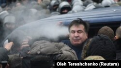 Михаил Саакашвили после «освобождения» 5 декабря 2017 года