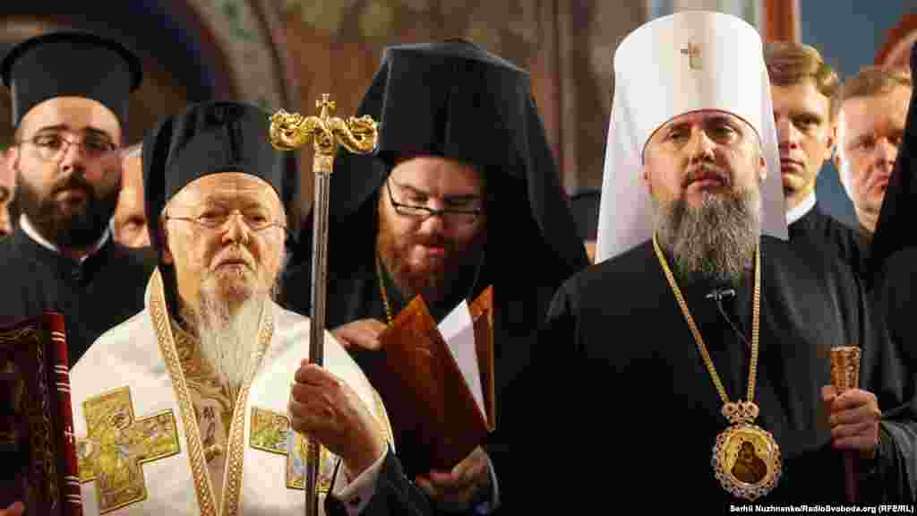 Богослужіння відбулося українською та грецькою мовами