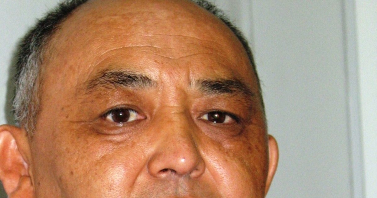 Кәсіптік мектеп әжетханасынан порно Веб-камерада