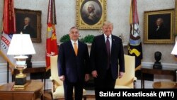 Президент США Дональд Трамп (п) і прем’єр-міністр Угорщини Віктор Орбан у Білому домі, травень 2019 року