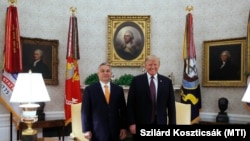 Donald Trump amerikai elnök és Orbán Viktor magyar miniszterelnök 2019. májusi találkozója.