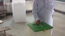 Pakistanis Vote In By-Elections