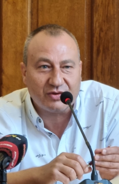 Десетки бензиностанции и други обекти на руския държавен гигант Газпром