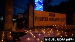 Acțiune Amnesty International la Porto, în ajunul summitului UE