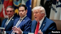 Američki predsjednik Donald Trump na sastanku kabineta u Bijeloj kući 27. maja.