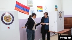 Armenia - Voting is underway in a local election in a district west of Yerevan, November 16, 2025.