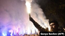Ukraine’s Ultranationalist Azov Group Sets Its Sights on U.S., Europe