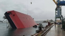 Плавкран, що перекинувся в Севастополі. Крим, 27 жовтня 2025 року