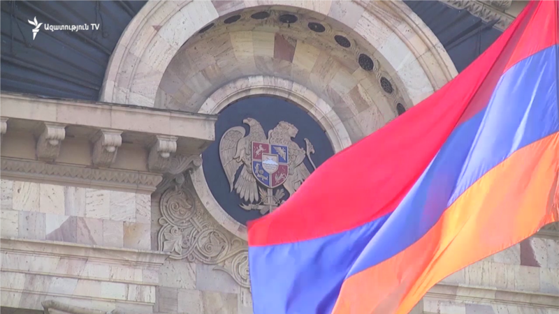 Парламент Армении обсуждает программу правительства