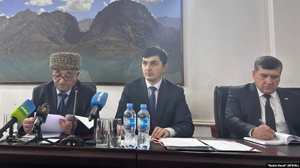 Тоҷикистон хабари марги 16 афғонистониро дар кони ангишт рад кард