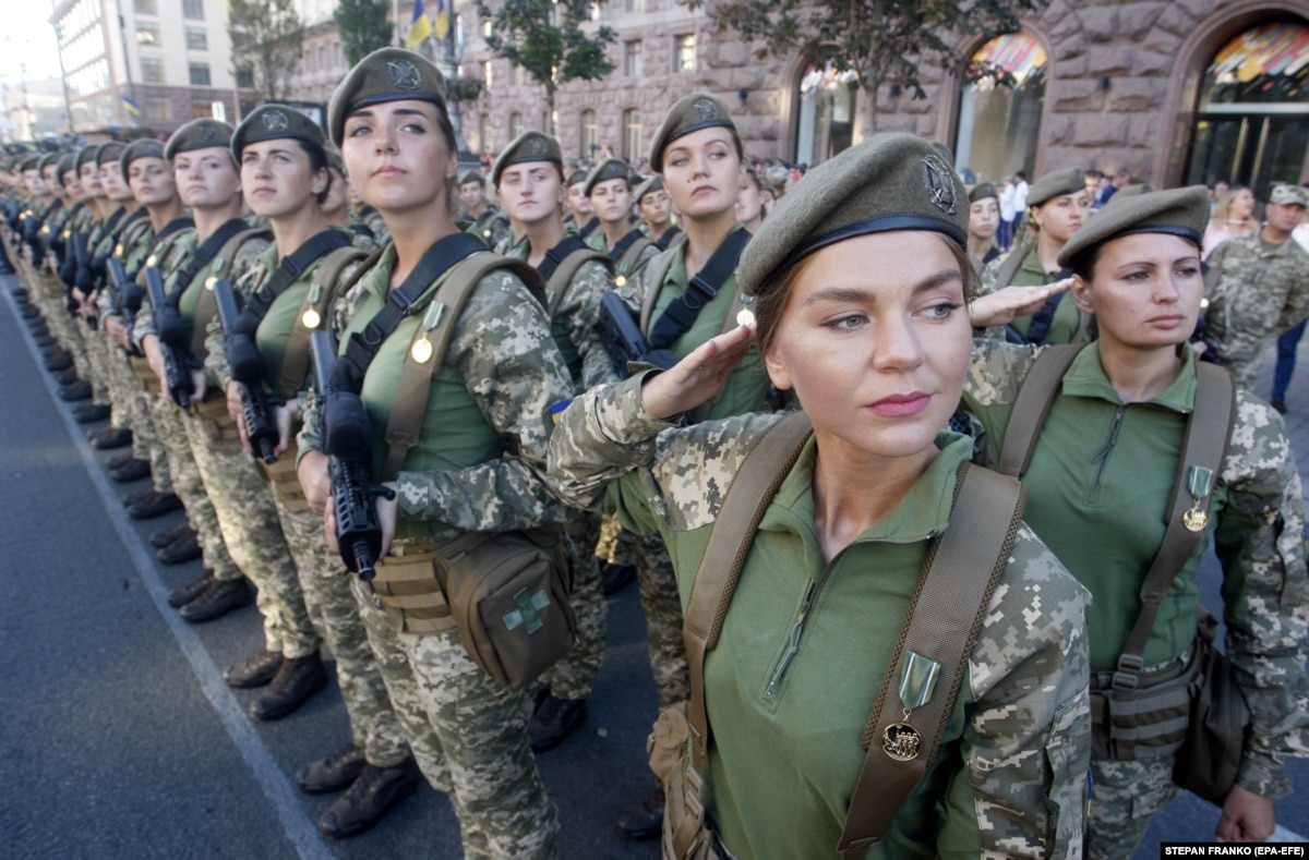 First Class Of Girls Enrolled At Kyiv Military School