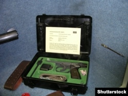 A Soviet underwater pistol on display in the Koblenz military museum.