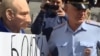 Рословцеву, известному акциями в маске Путина, в апелляции отказано 
