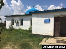 Мечеть в селе Шубарши. 23 июня 2016 года.