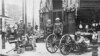 Военные охраняют деловой район афроамериканцев в Омахе, штат Небраска, после расовых беспорядков. Сентябрь 1919 