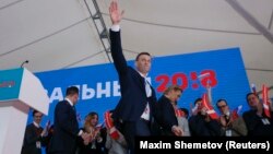 Nawalnyý ýygnanyşykda eden çykyşynda prezident Wladimir Putini “ýaramaz prezident” diýip atlandyrdy.