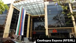 Агенция по вписванията.