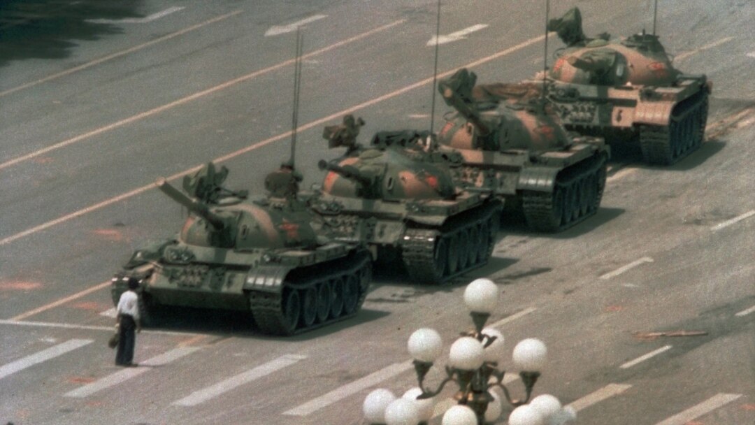 Жалғыз үй шаруасындағы әйел порно Орыс порно күзетшісін онлайн көріңіз