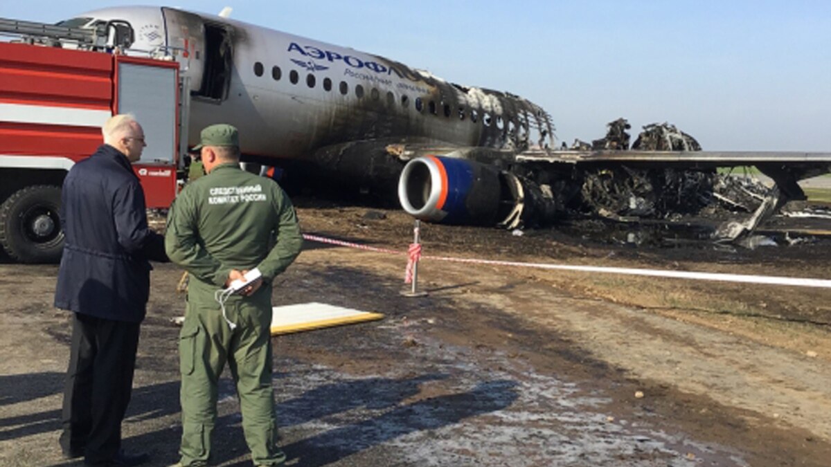 Criminal Probe Launched Into Deadly Crash Of Aeroflot Plane