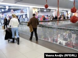 Novo radno vreme trgovina zahteva i prilagođavanje potrošača