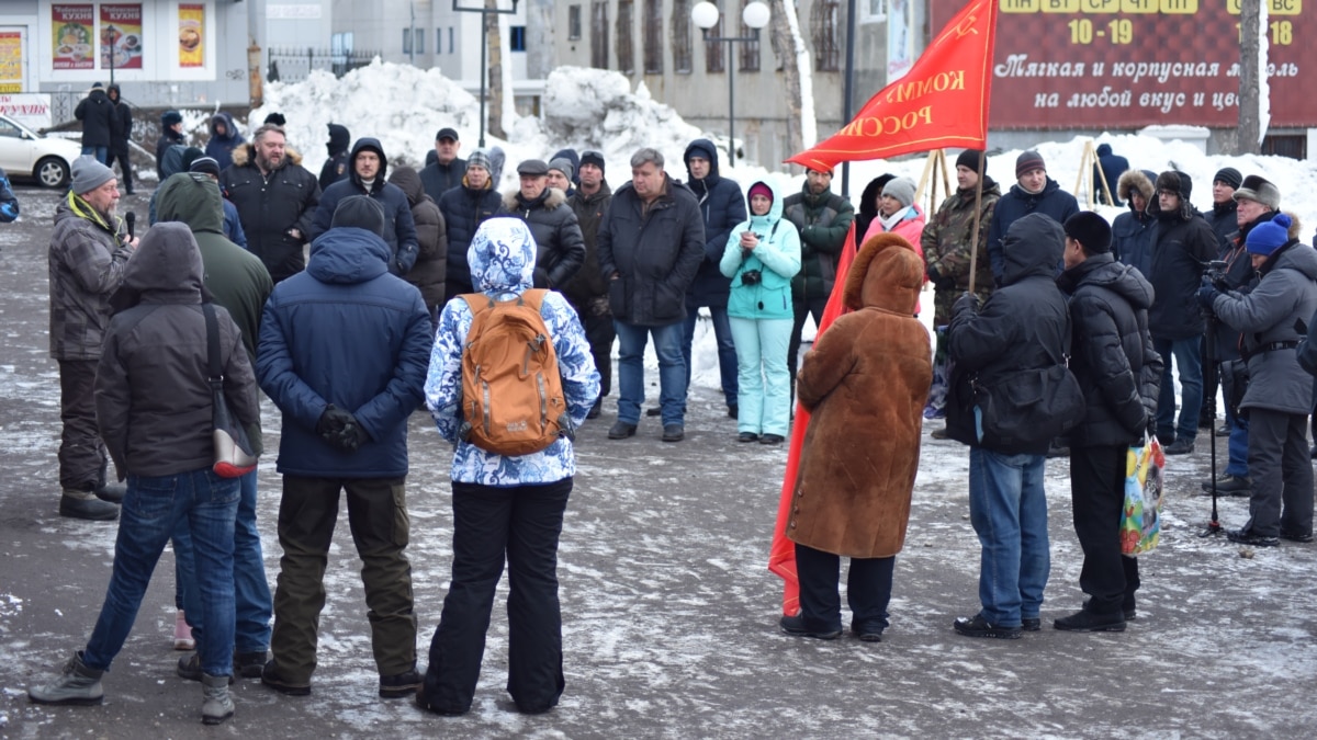 Камчатка: жители вышли на митинг против повышения цен натопливо