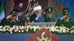 حسن روحانی در مراسم رژه نیروهای مسلح در ۳۱ شهریور ۹۸