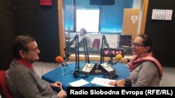 U pitanju je čista sila: Žarko Papić u studiju Radija Slobodna Evropa u Sarajevu