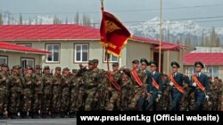 Кыргыз армиясы курал-жарактан Орусияга көз каранды.