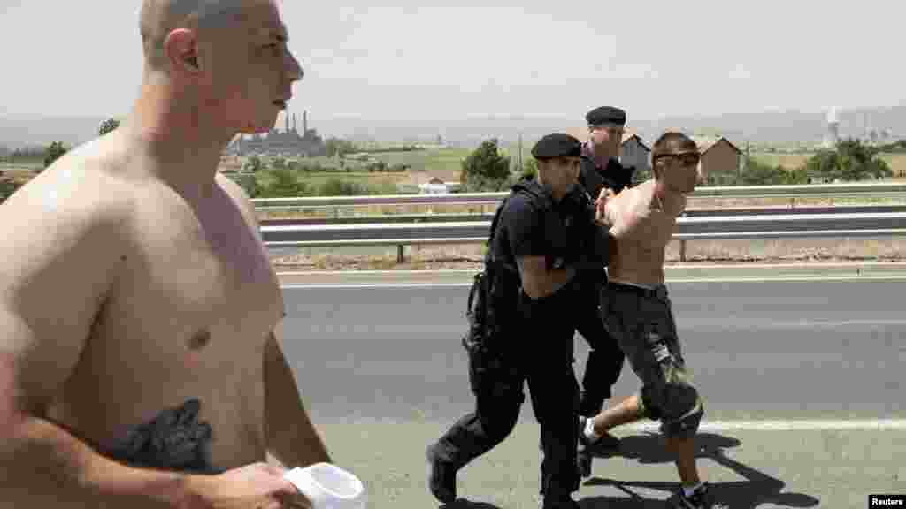 Kosovo, 28. juni 2012. Foto:  REUTERS / Hazir Reka