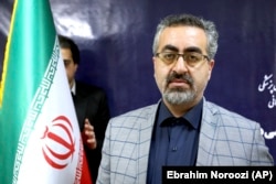 Iranian Health Ministry spokesman Kianush Jahanpur (file photo)