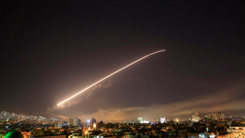 САД, Велика Британија и Франција почнаа со напади врз Сирија