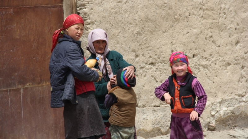 Парламент этникалык кыргыздарды көчүрүп келүү тууралуу мыйзам долбоорун жактырды