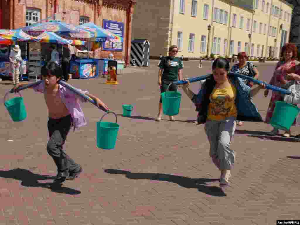 Кем алдан килер?