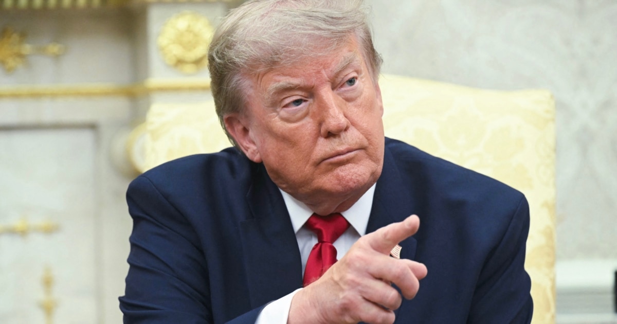 Trump kërcënon se do të përdorë asetet iraniane për të paguar dëmet ndaj anijeve në Hormuz