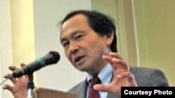  Francis Fukuyama 