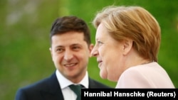 Владимир Зеленский и Ангела Меркель, архивное фото